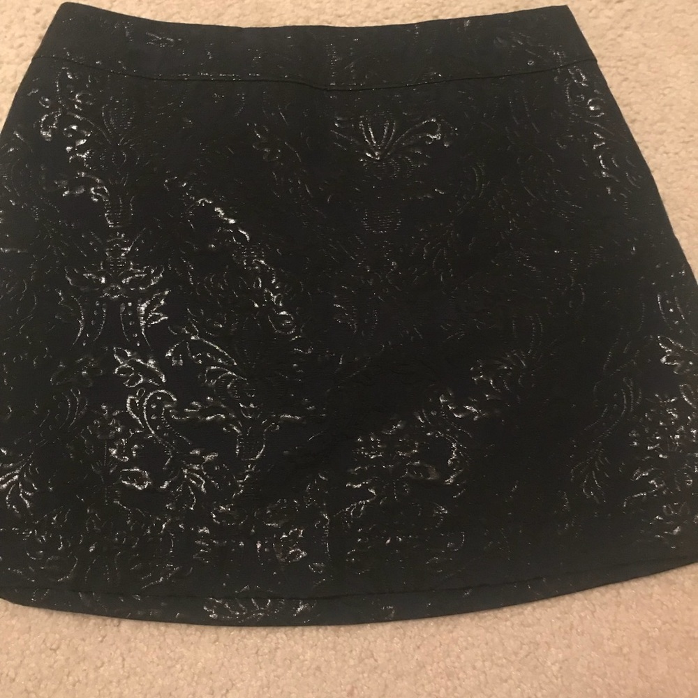 Abercrombie and Fitch black and blue skirt